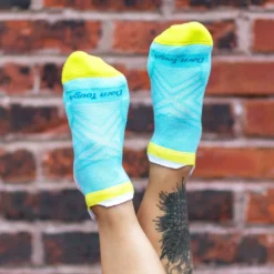 Darn Tough Women's Run Coolmax No Show Tab Ultra-Lightweight With Cushion -Sports Outdoor 0149686 darn tough womens run coolmax no show tab ultra lightweight with cushion